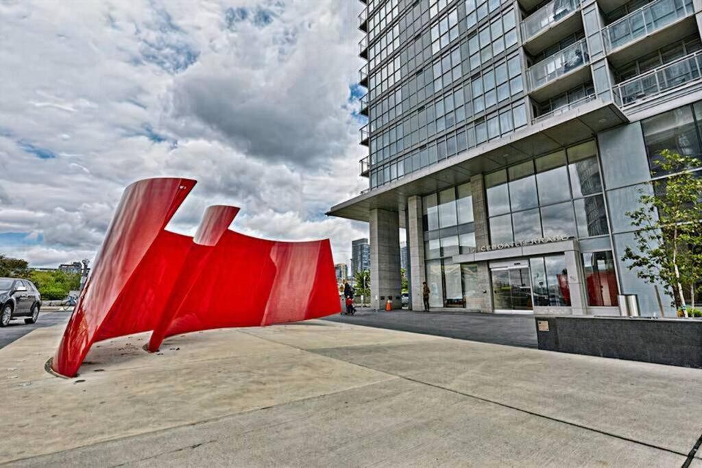Luxury Downtown Lakeview & City View Condo Toronto Exterior foto